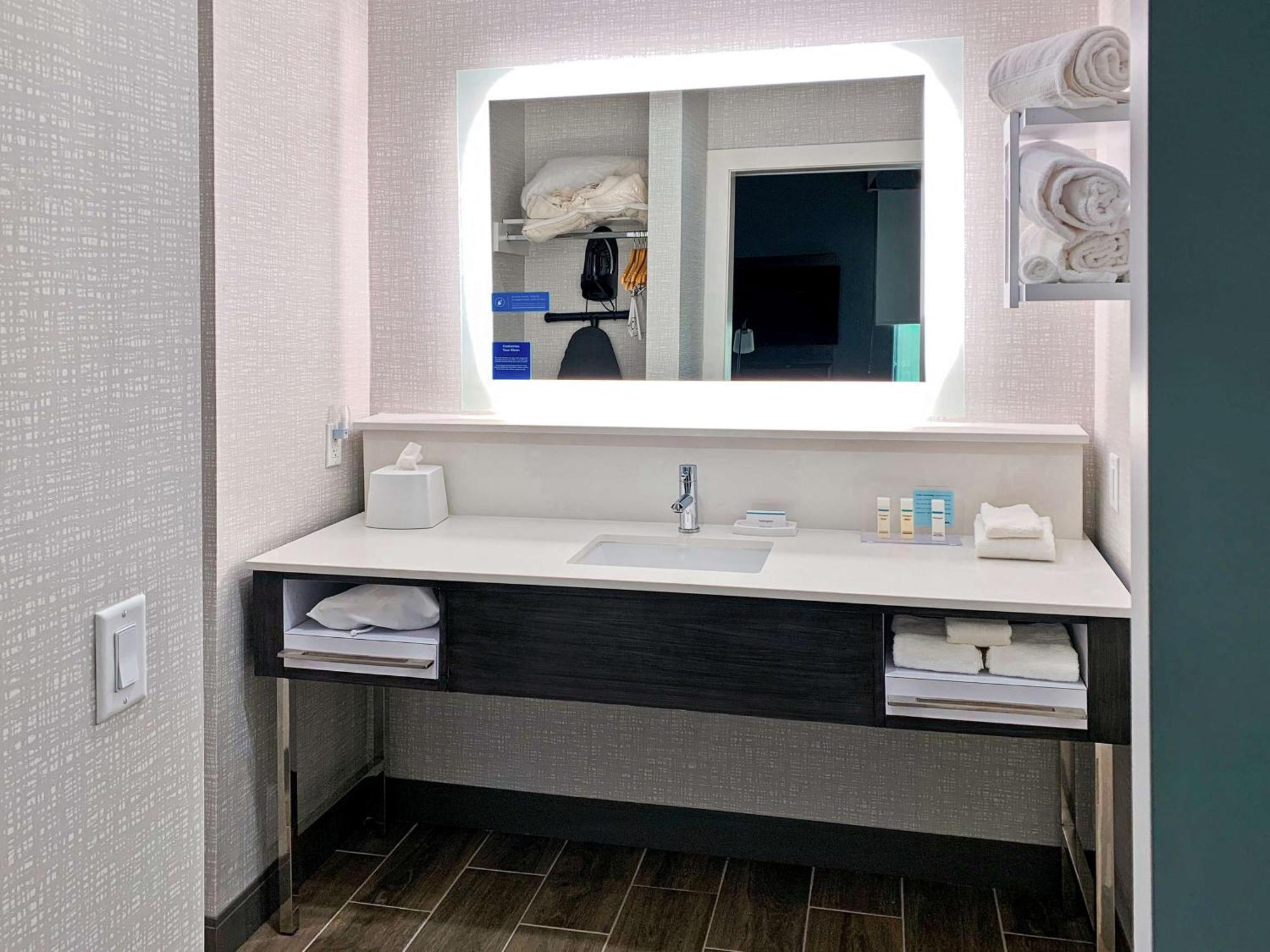 Hampton Inn & Suites Houston East Beltway 8, Tx Exteriör bild
